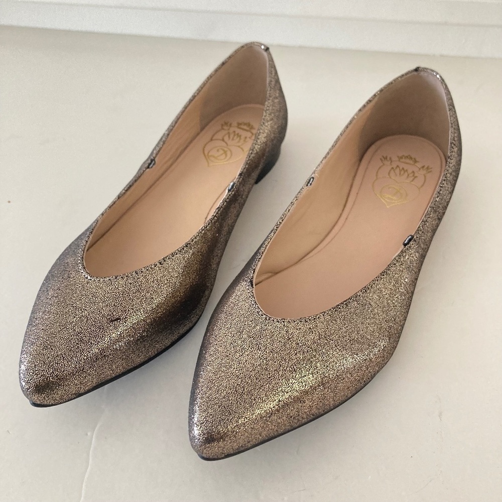 Dora Anthropologie Bea Mary Jane Gold Sparkly Pointed Toe Flats Sz 38